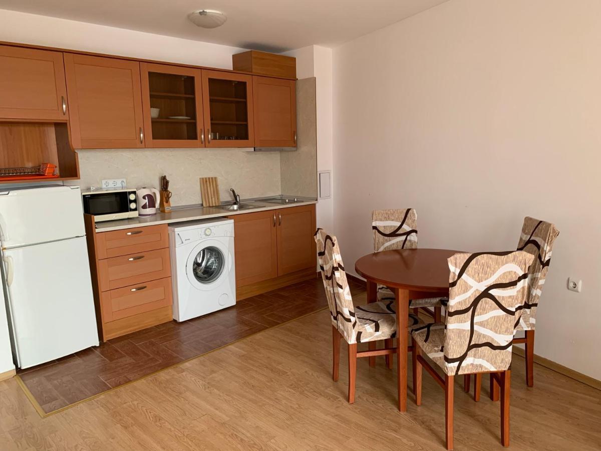 Riviera Fort Beach Apartments By Kalina Resort, 라브다 외부 사진