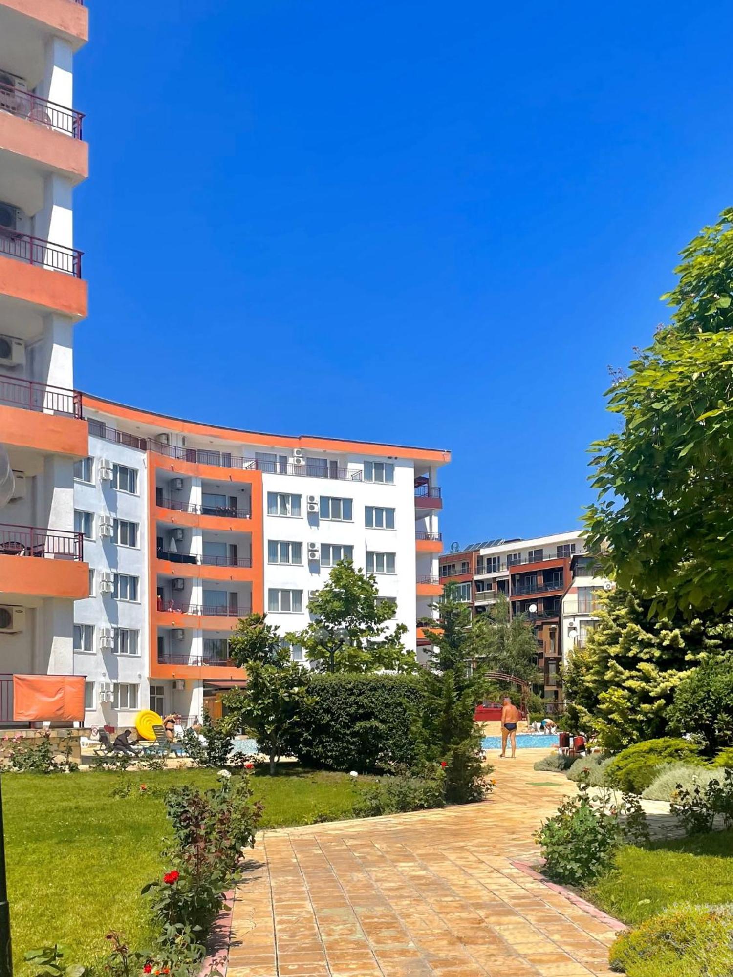 Riviera Fort Beach Apartments By Kalina Resort, 라브다 외부 사진