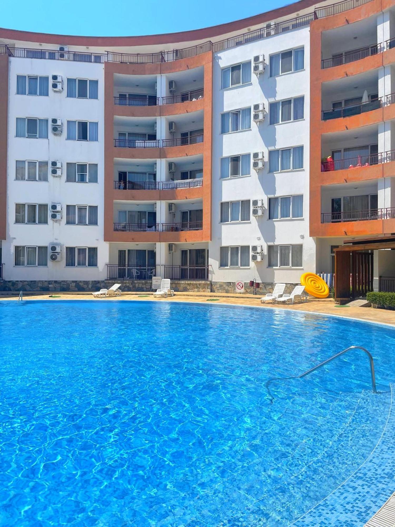 Riviera Fort Beach Apartments By Kalina Resort, 라브다 외부 사진