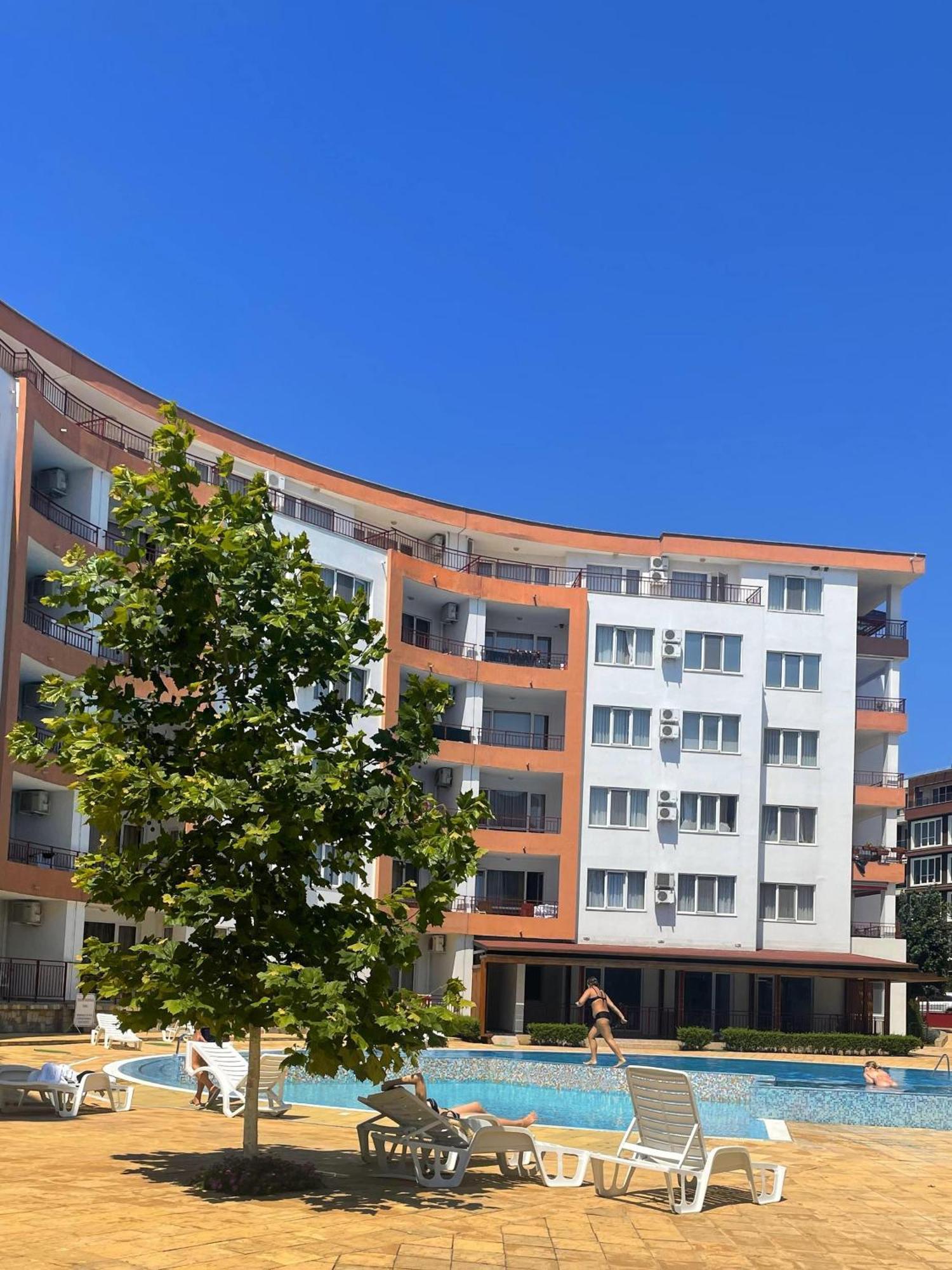 Riviera Fort Beach Apartments By Kalina Resort, 라브다 외부 사진
