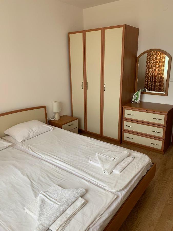 Riviera Fort Beach Apartments By Kalina Resort, 라브다 외부 사진